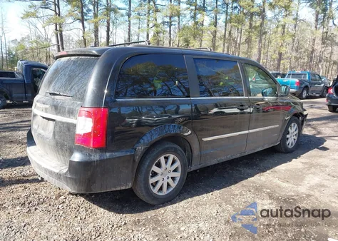 2014 Chrysler Town & Country Touring z USA, uszkodzony, nr VIN 2C4RC1BG0ER386785